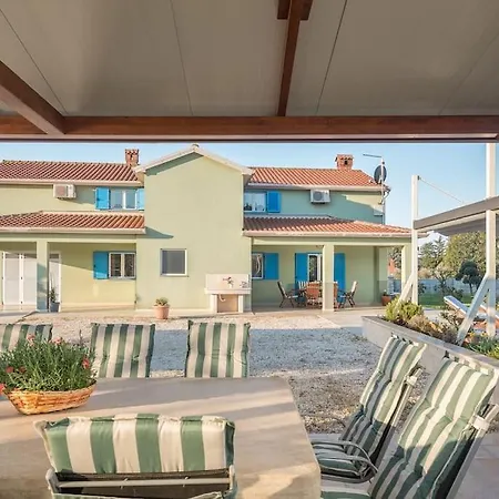 Villa Monsena